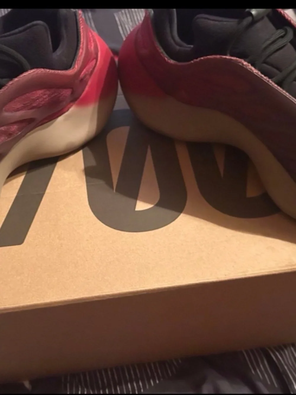 Yeezy used yezzy